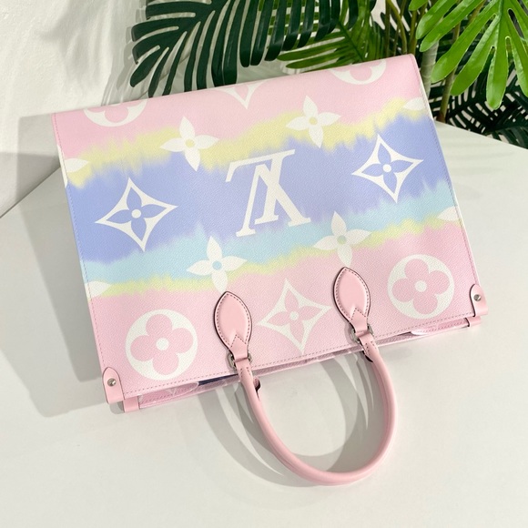 NWT Authentic Louis Vuitton Pastel Escale OnTheGo Tote GM w box - Picture 8 of 17